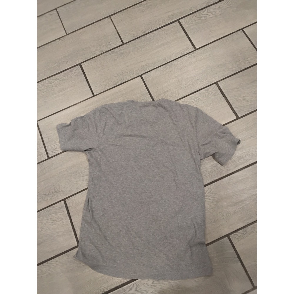Travis Mathew Mens Gray Dad Bod Graphic T Shirt Size Medium - Picture 4 of 4